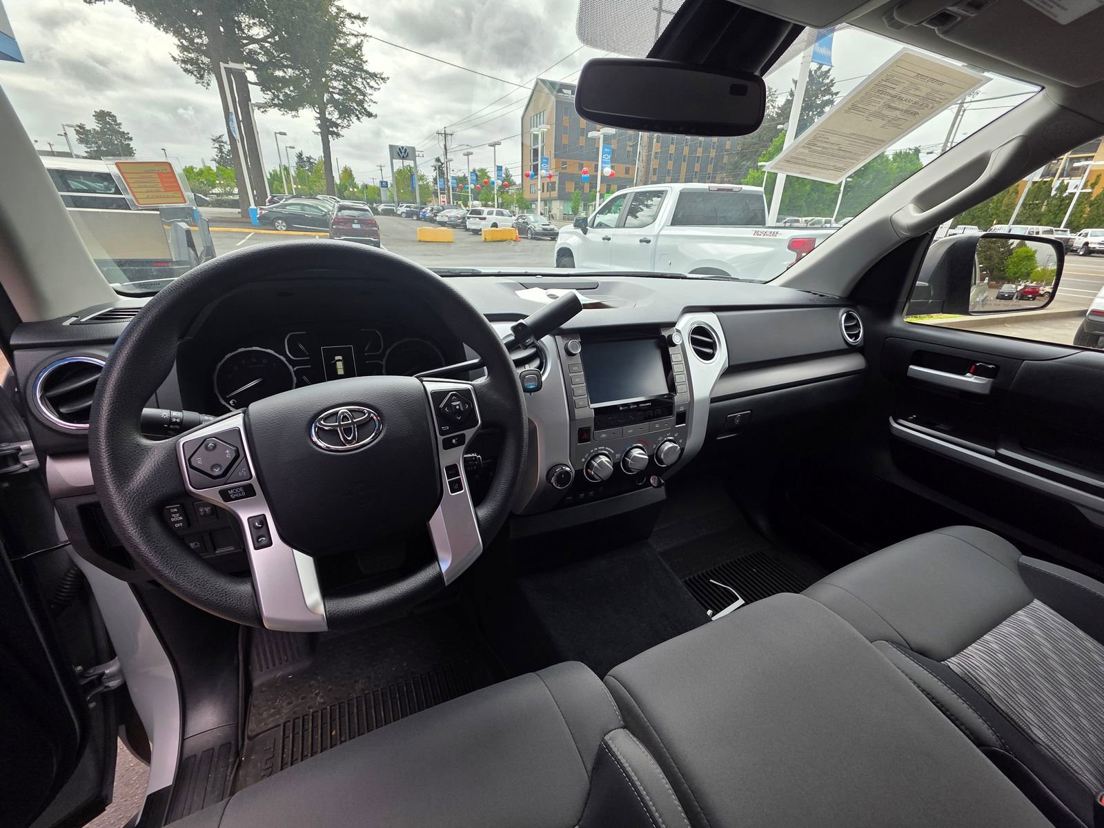 Used 2021 Toyota Tundra SR5 AWD/4WD image 12