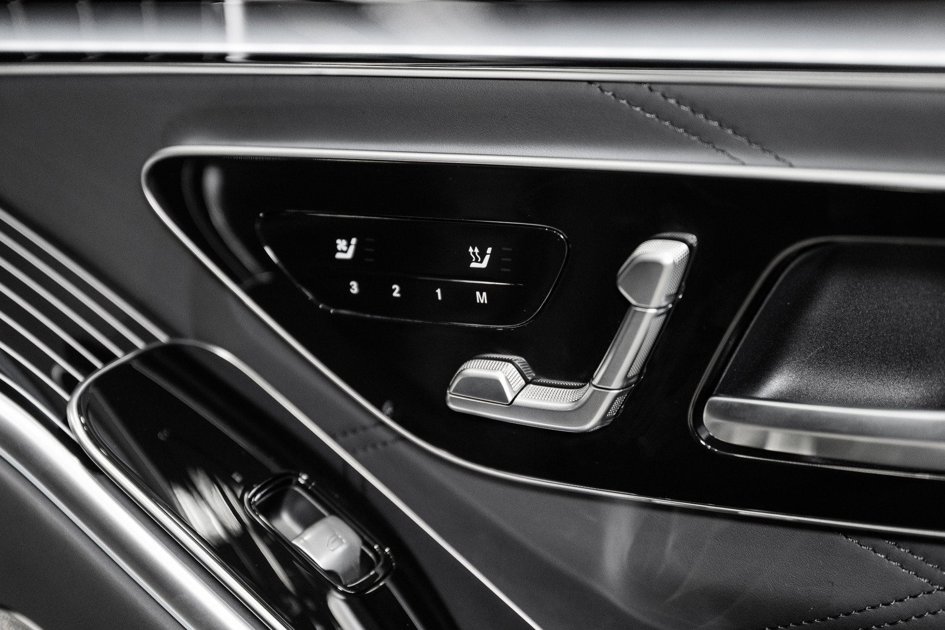 Used 2024 Mercedes-Benz Maybach S 580 4MATIC image 57