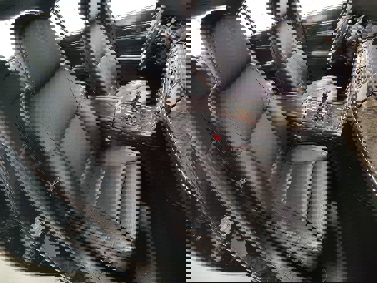 Used 2013 BMW 750Li xDrive image 11