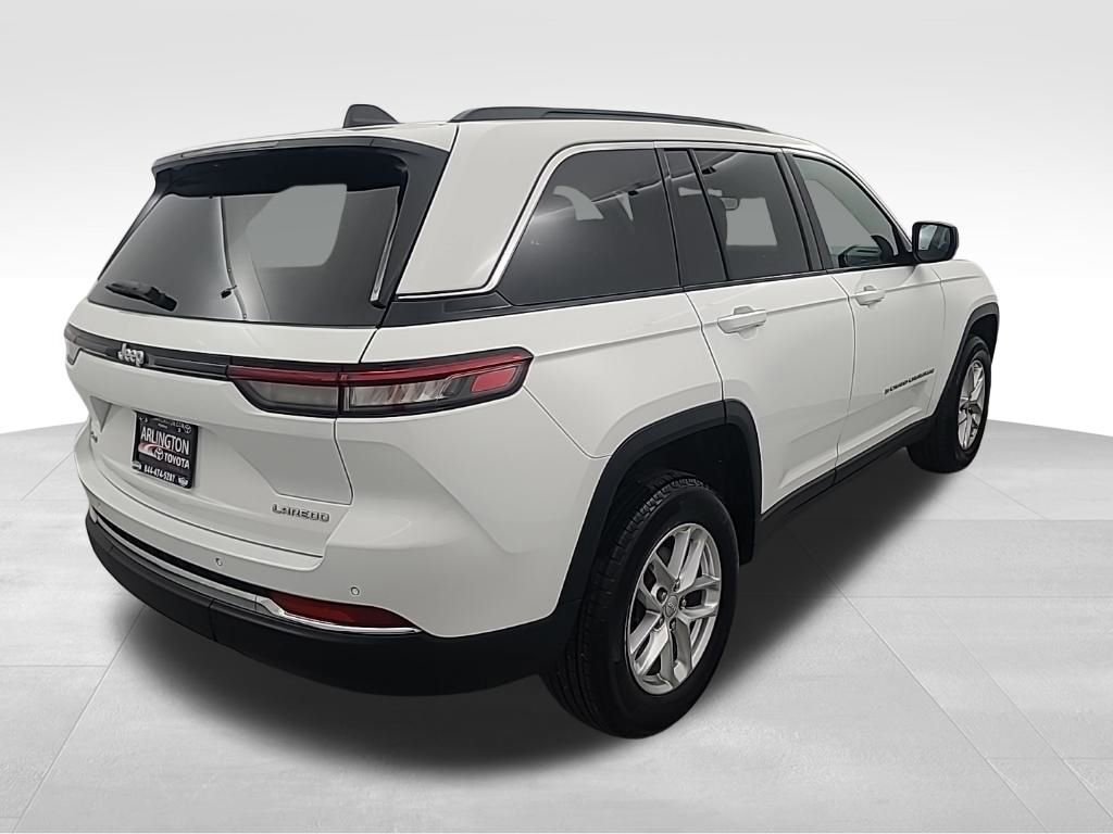 Used 2024 Jeep Grand Cherokee Laredo X image 4