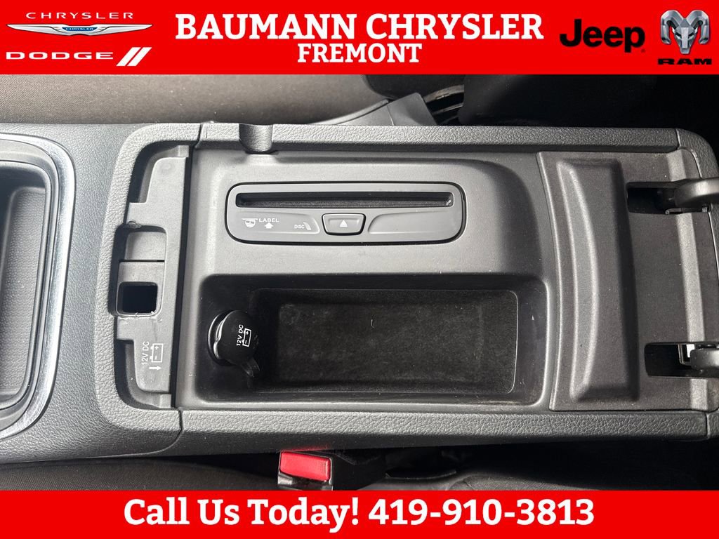 Used 2014 Dodge Durango SXT w/ Trailer Tow Group IV AWD/4WD image 28