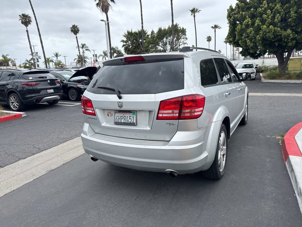 Used 2009 Dodge Journey R/T w/ Flexible Seating Group FWD image 23