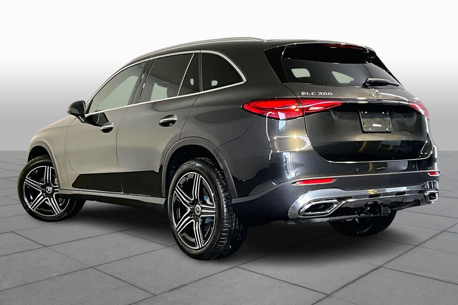 New 2026 Mercedes-Benz GLC 300 4MATIC image 3