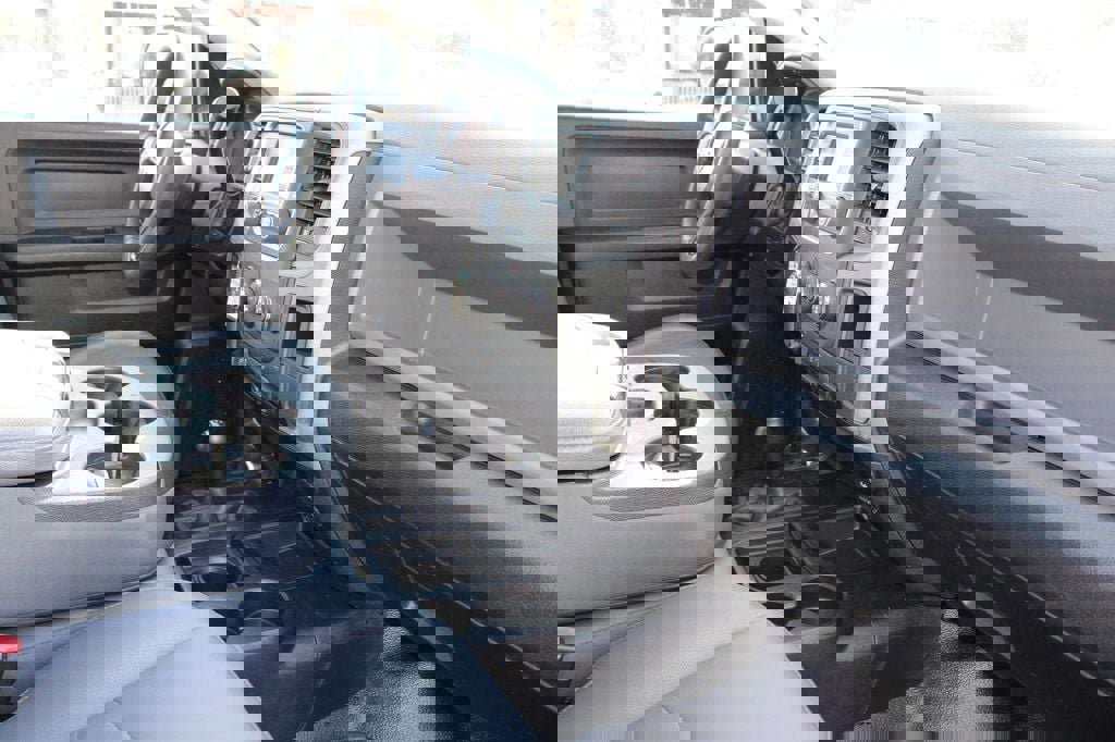 Used 2018 RAM 2500 Tradesman w/ Chrome Appearance Group image 39