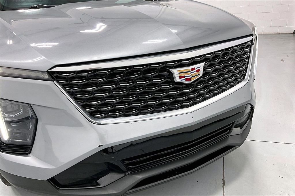 Used 2024 Cadillac XT4 Premium Luxury AWD/4WD image 34