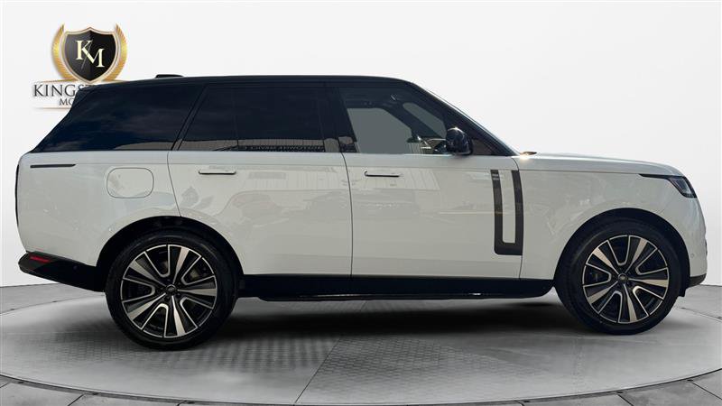 Used 2024 Land Rover Range Rover SE AWD/4WD image 6