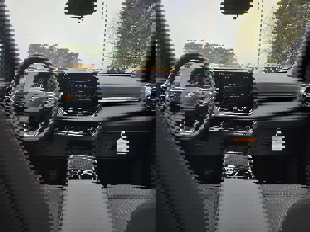 New 2026 Chevrolet Equinox LT image 36