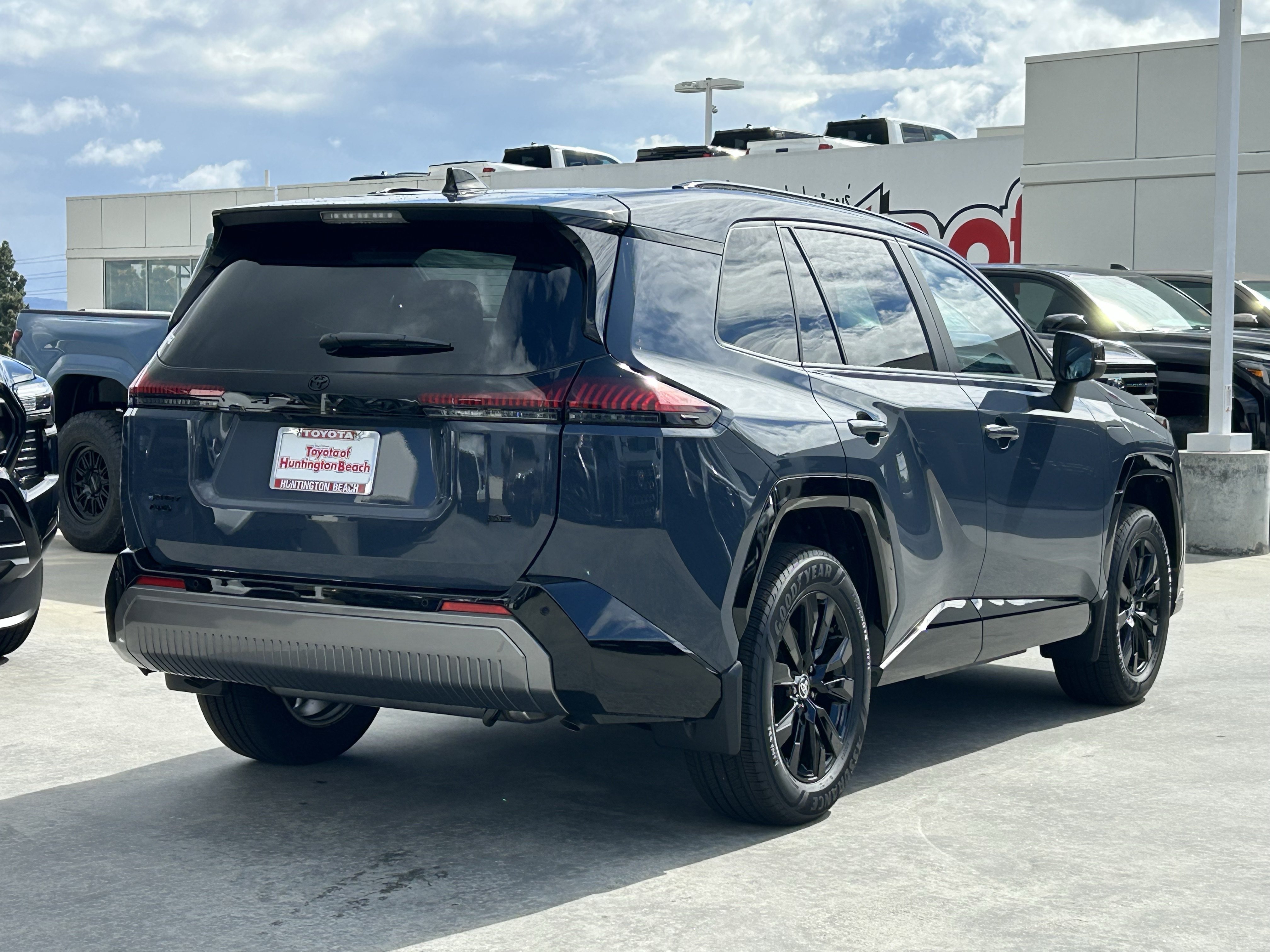 New 2026 Toyota RAV4 SE w/ Weather Package AWD/4WD image 3