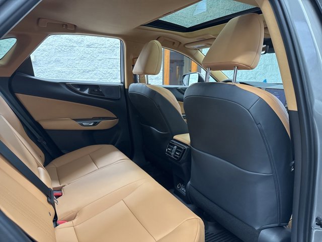 New 2026 Lexus NX 350 AWD image 44