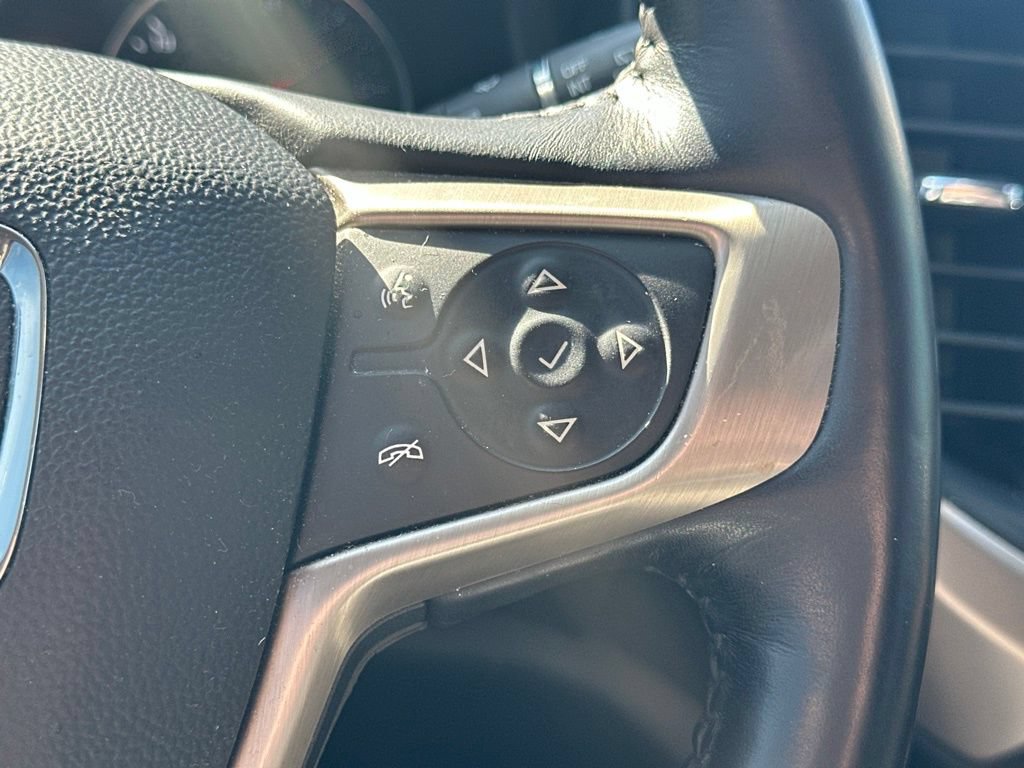 Used 2017 GMC Acadia Denali w/ Technology Package AWD/4WD image 22