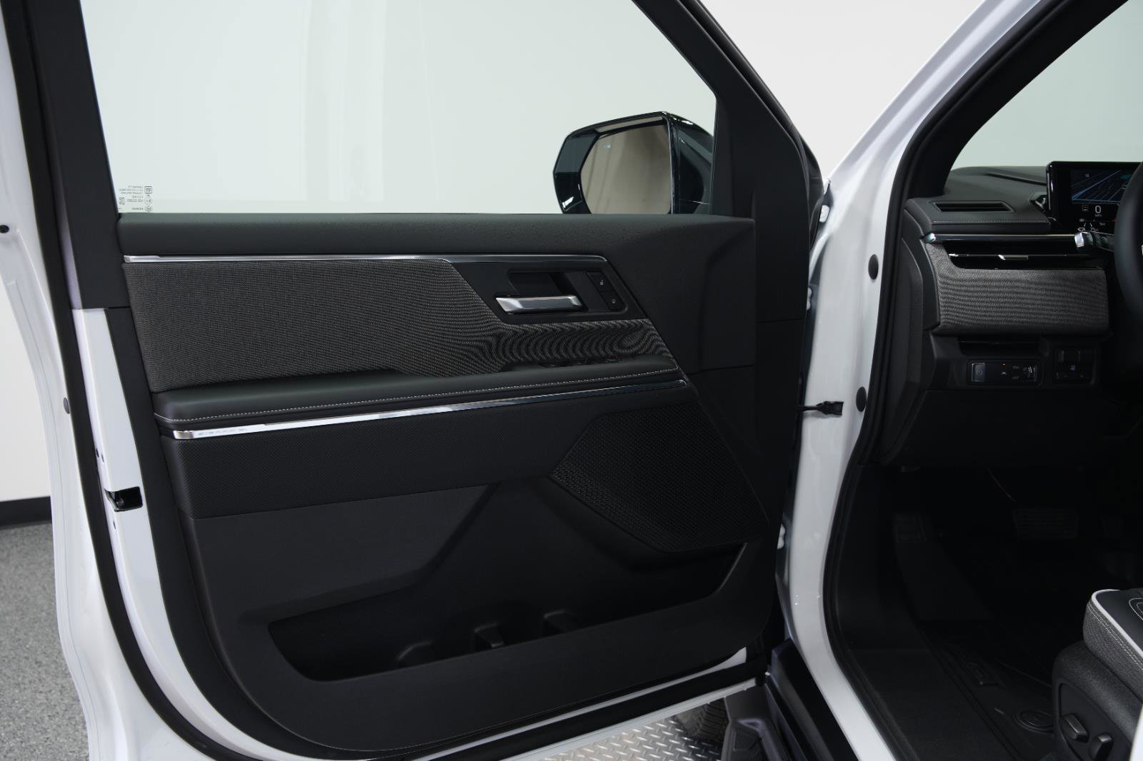 New 2026 GMC Sierra EV Elevation image 24