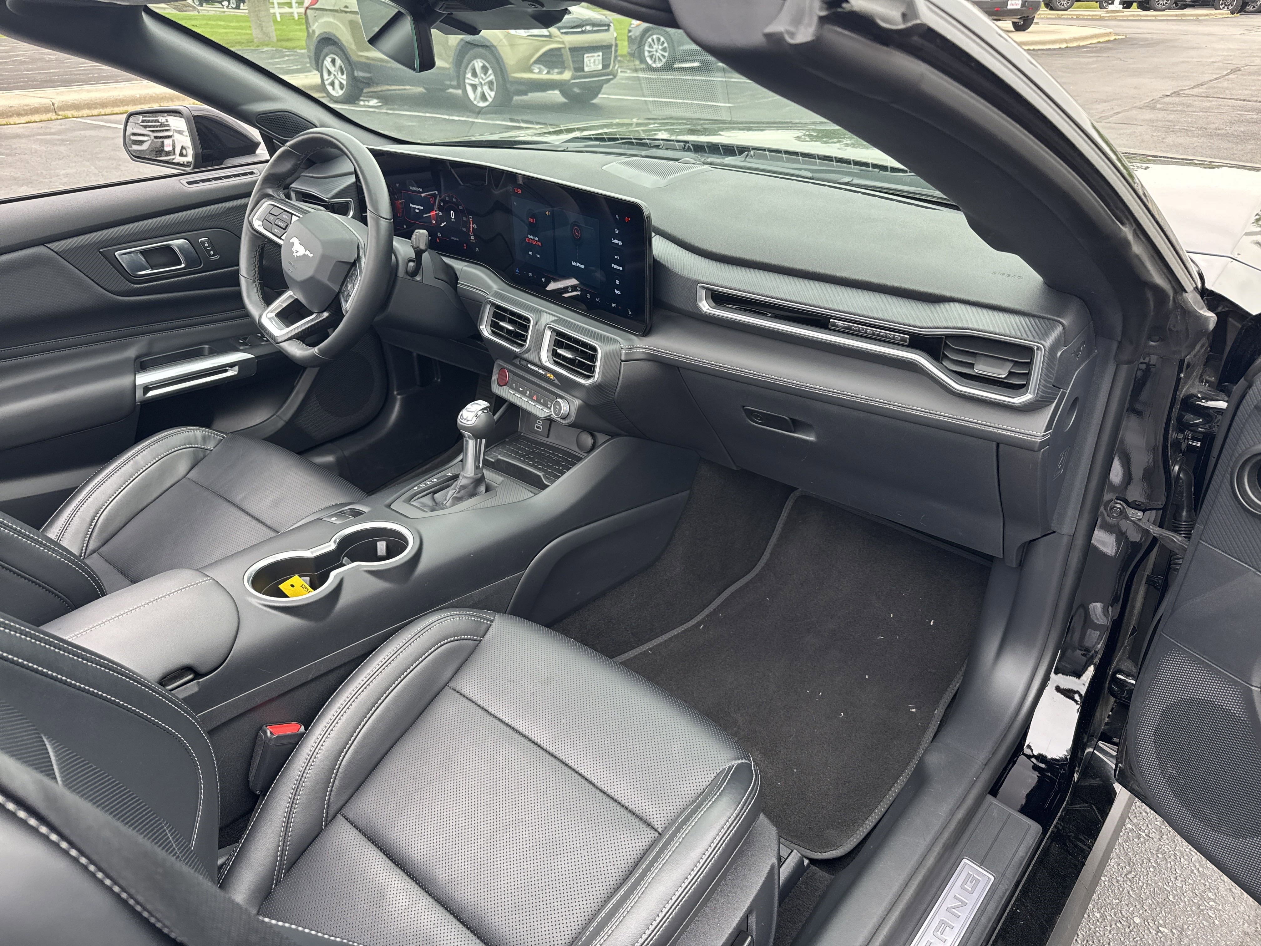 Used 2024 Ford Mustang Premium image 14