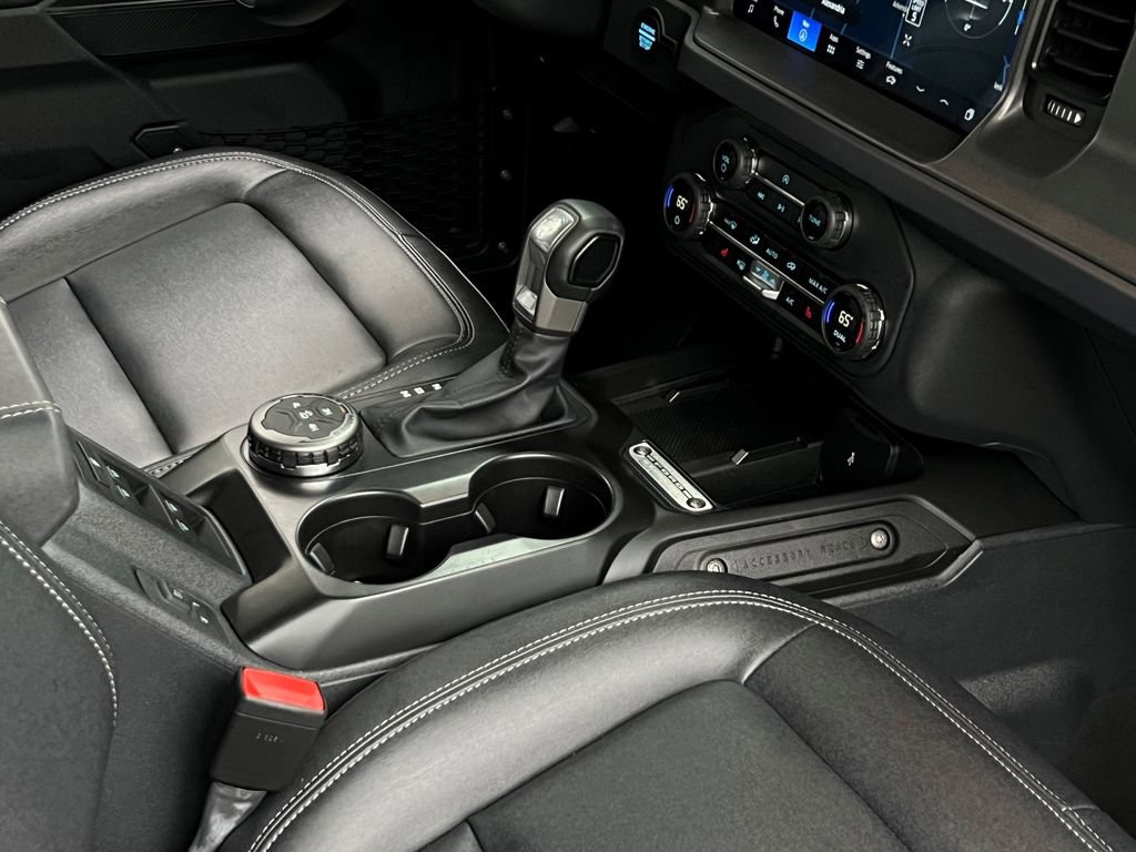 Used 2025 Ford Bronco Big Bend image 14