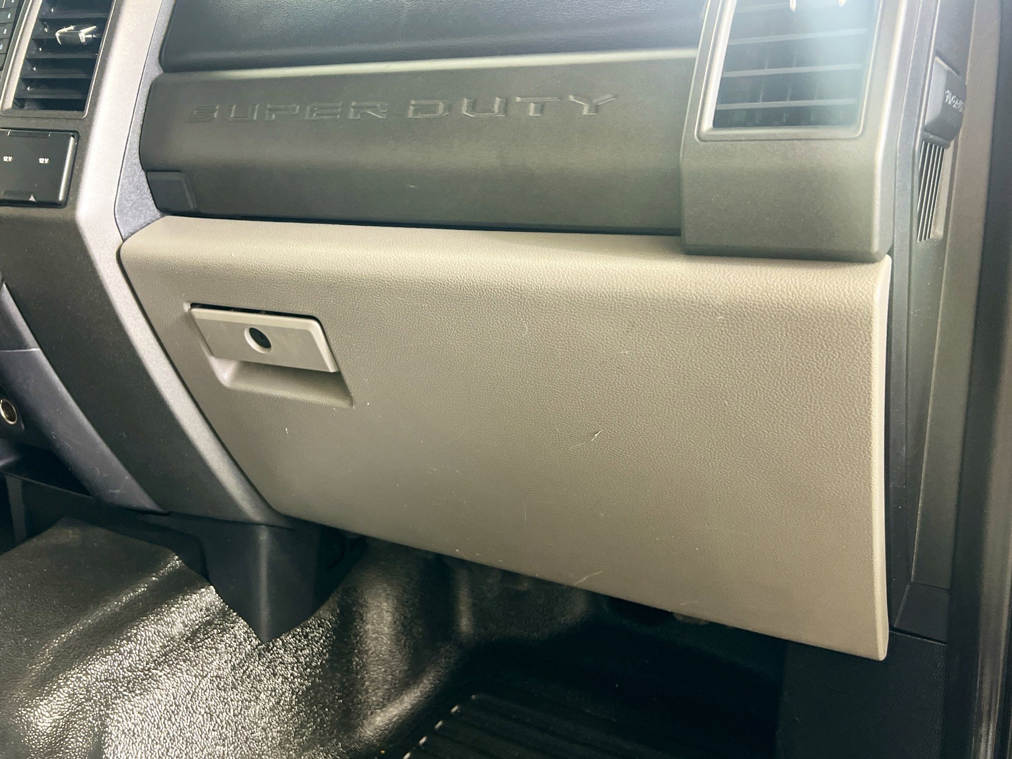 Used 2020 Ford F250 XL w/ STX Appearance Package image 27