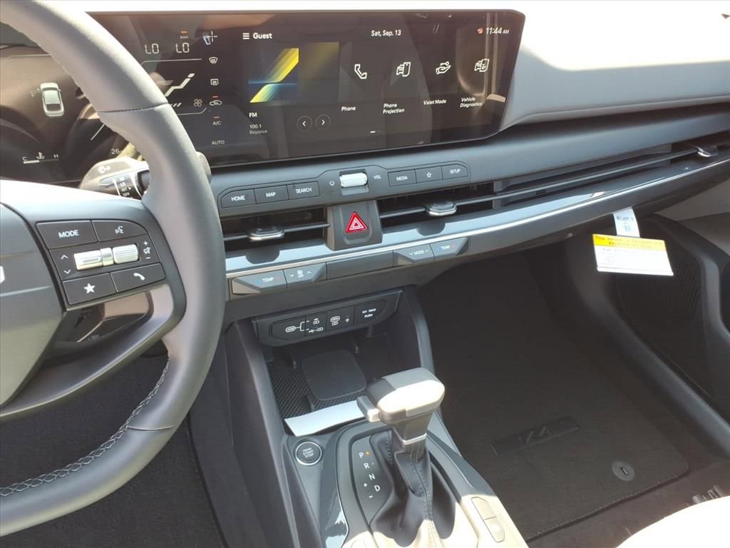 New 2025 Kia K4 EX image 25