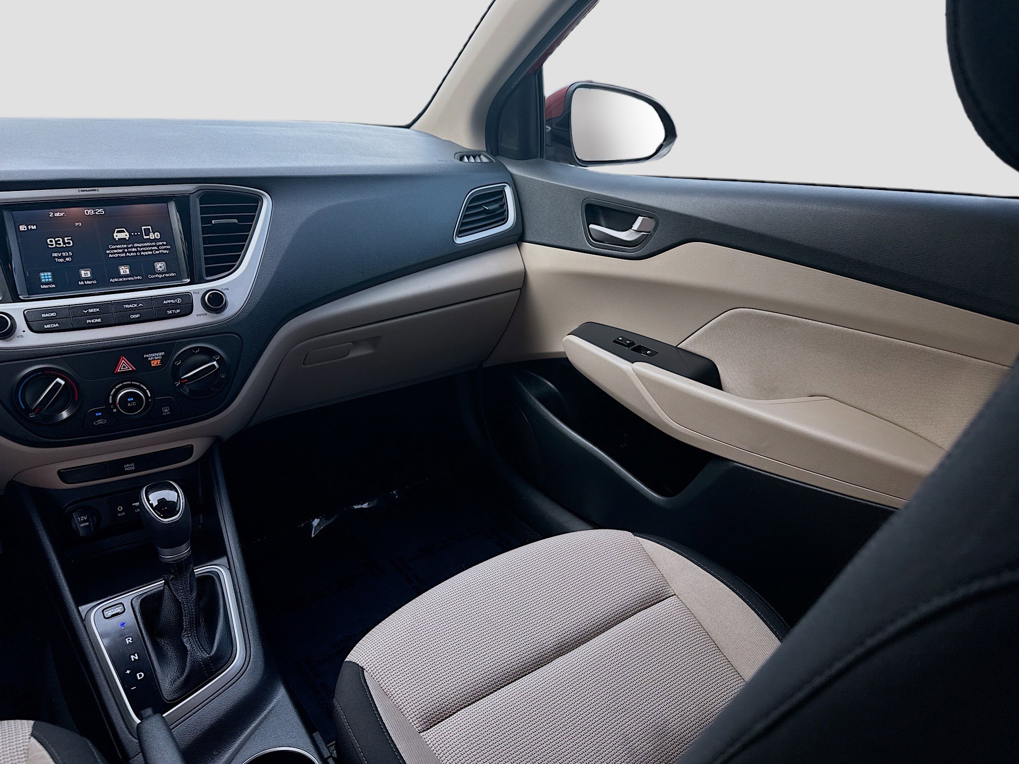 Used 2022 Hyundai Accent SEL image 16