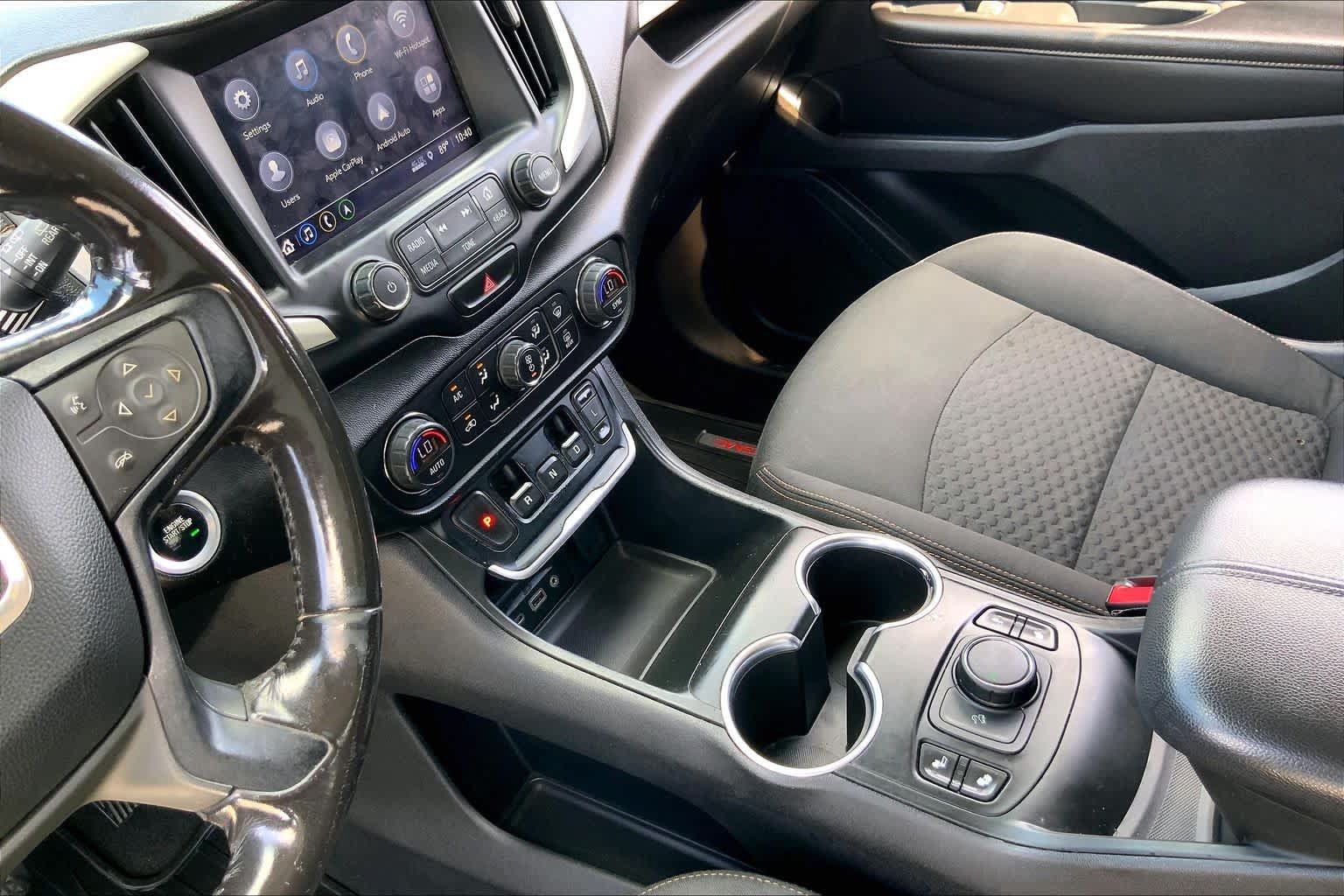 Used 2018 GMC Terrain SLE w/ Driver Convenience Package FWD image 16