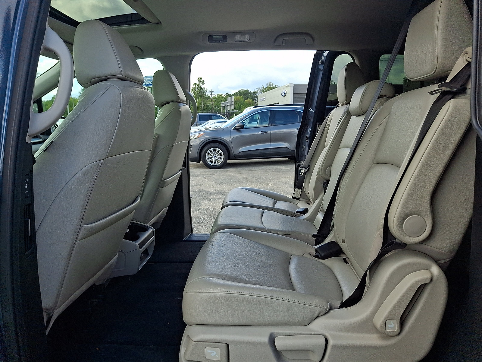 Used 2025 Honda Odyssey EX-L image 10