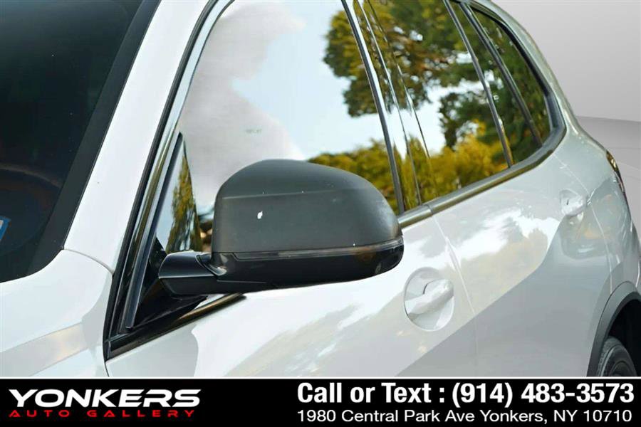 Used 2022 BMW X5 xDrive40i AWD/4WD image 10