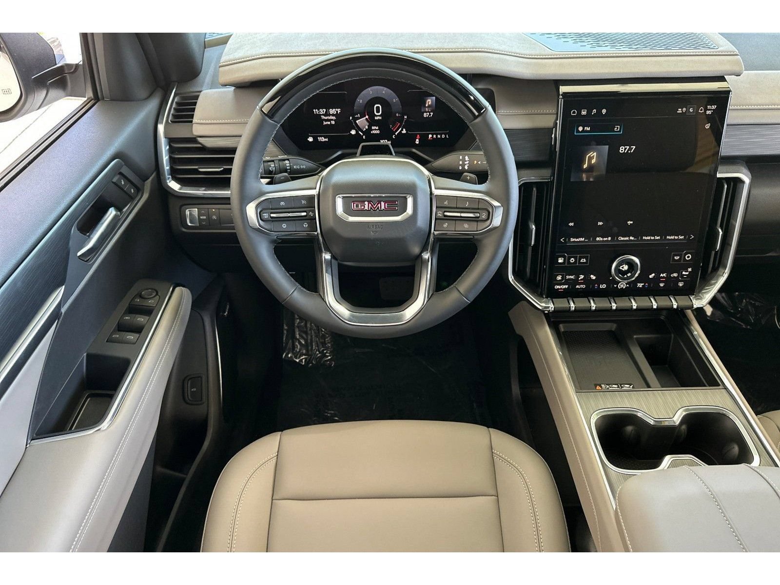 New 2025 GMC Acadia Elevation w/ Super Cruise Package FWD image 13