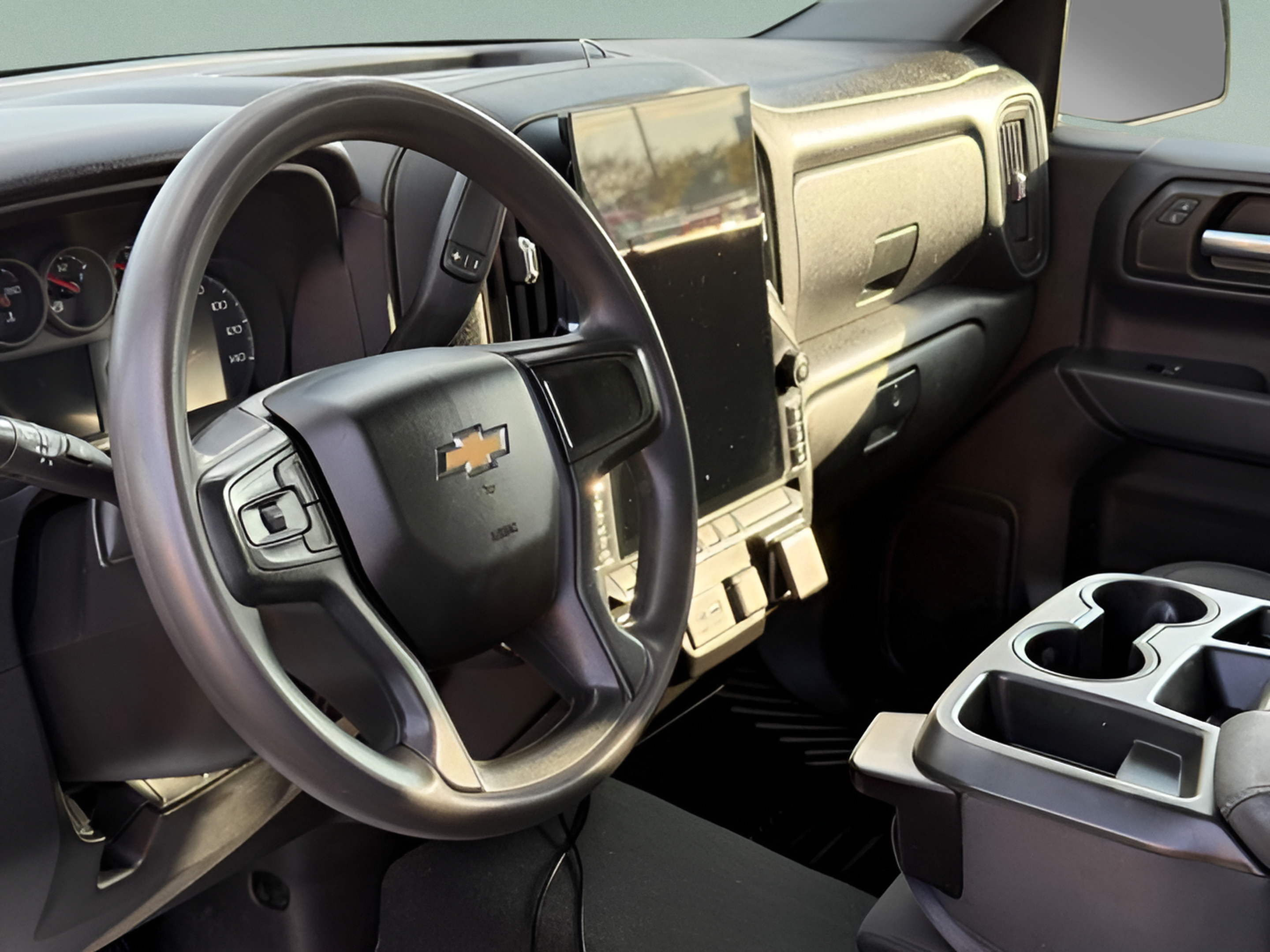 Used 2022 Chevrolet Silverado 1500 Custom AWD/4WD image 17