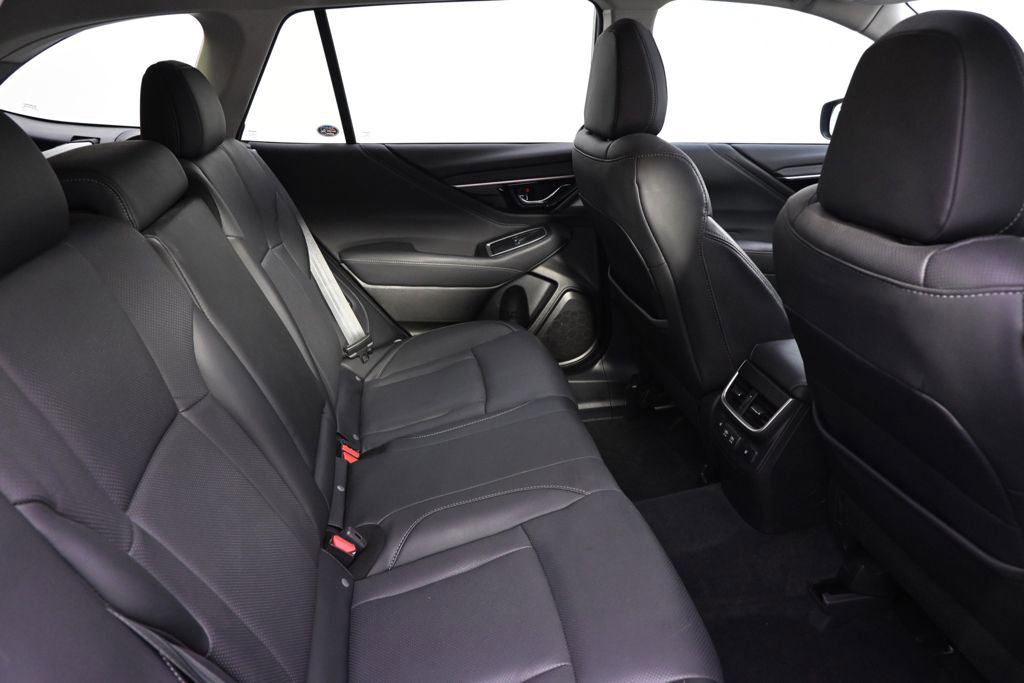 Used 2022 Subaru Outback Limited image 18