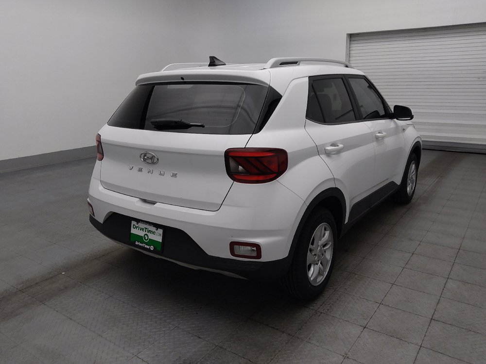 Used 2020 Hyundai Venue SEL FWD image 9