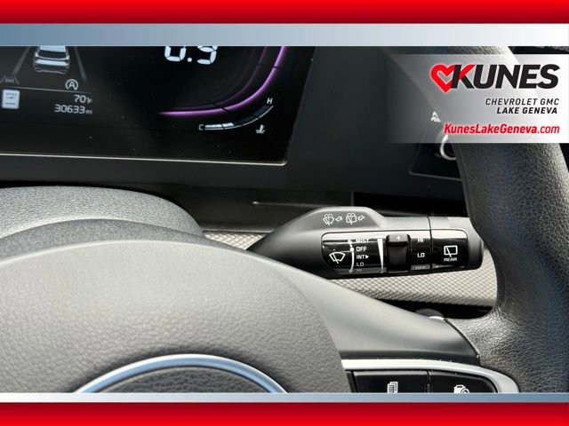 Used 2025 Kia Sportage LX AWD/4WD image 39