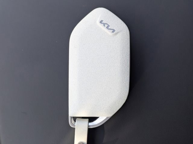 New 2026 Kia EV9 Land w/ Nightfall Edition Package image 32