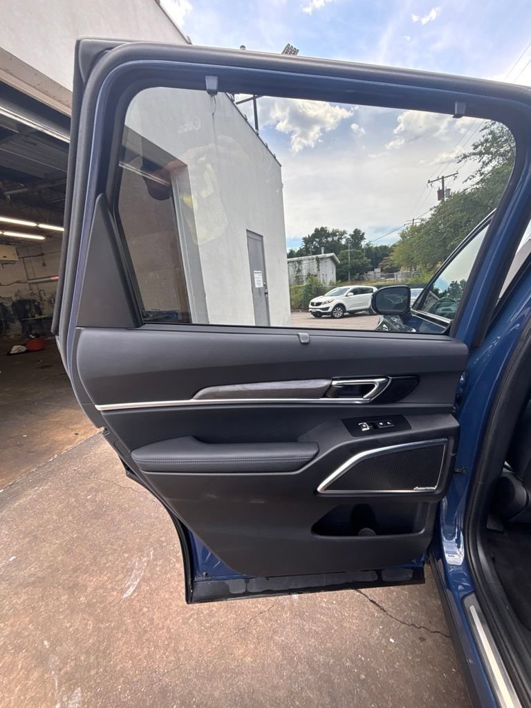 Used 2023 Kia Telluride SX Prestige X-Line AWD/4WD image 16