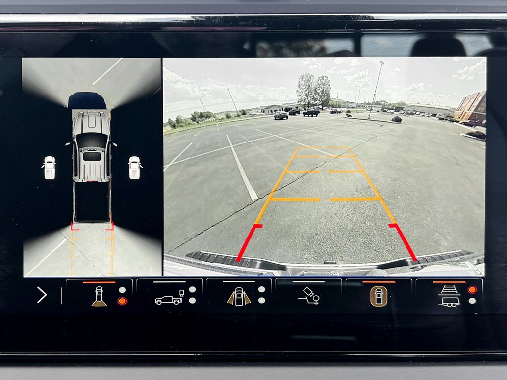 Used 2024 GMC Sierra 3500 Denali Ultimate image 6