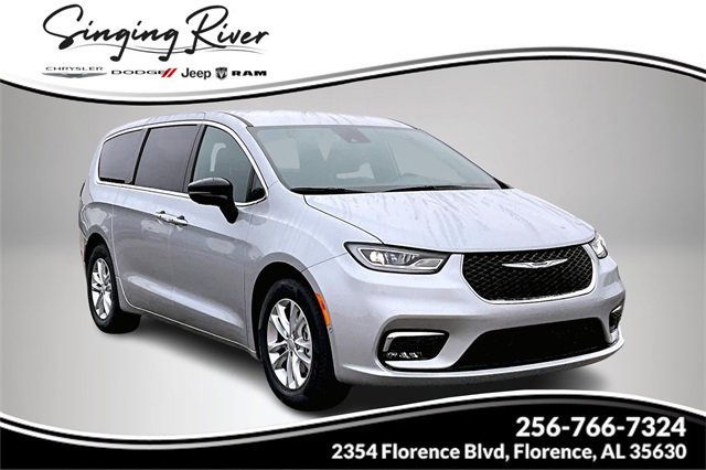 New 2026 Chrysler Pacifica Select