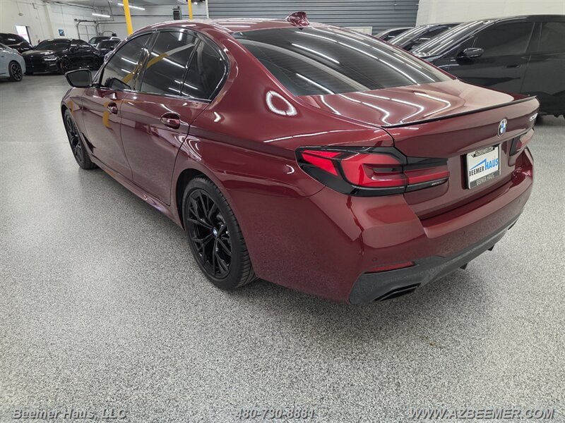 Used 2023 BMW 530i w/ M Sport Package RWD image 5