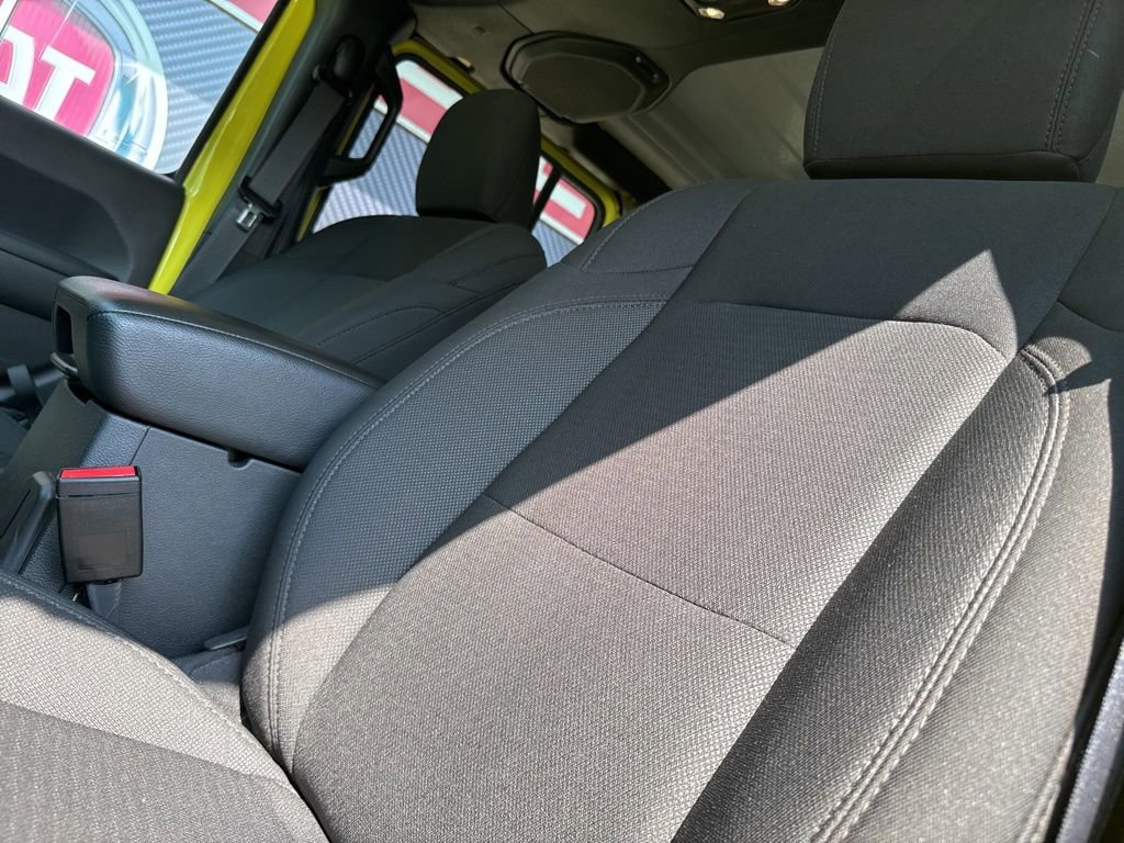 Used 2023 Jeep Gladiator Willys image 27