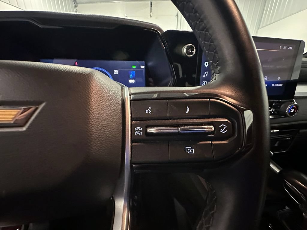 Used 2024 Chevrolet Colorado LT w/ LT Convenience Package AWD/4WD image 36