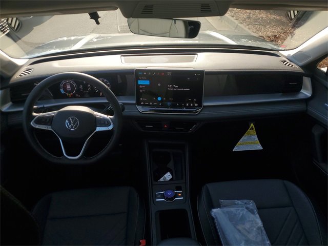 New 2026 Volkswagen Tiguan SE image 15