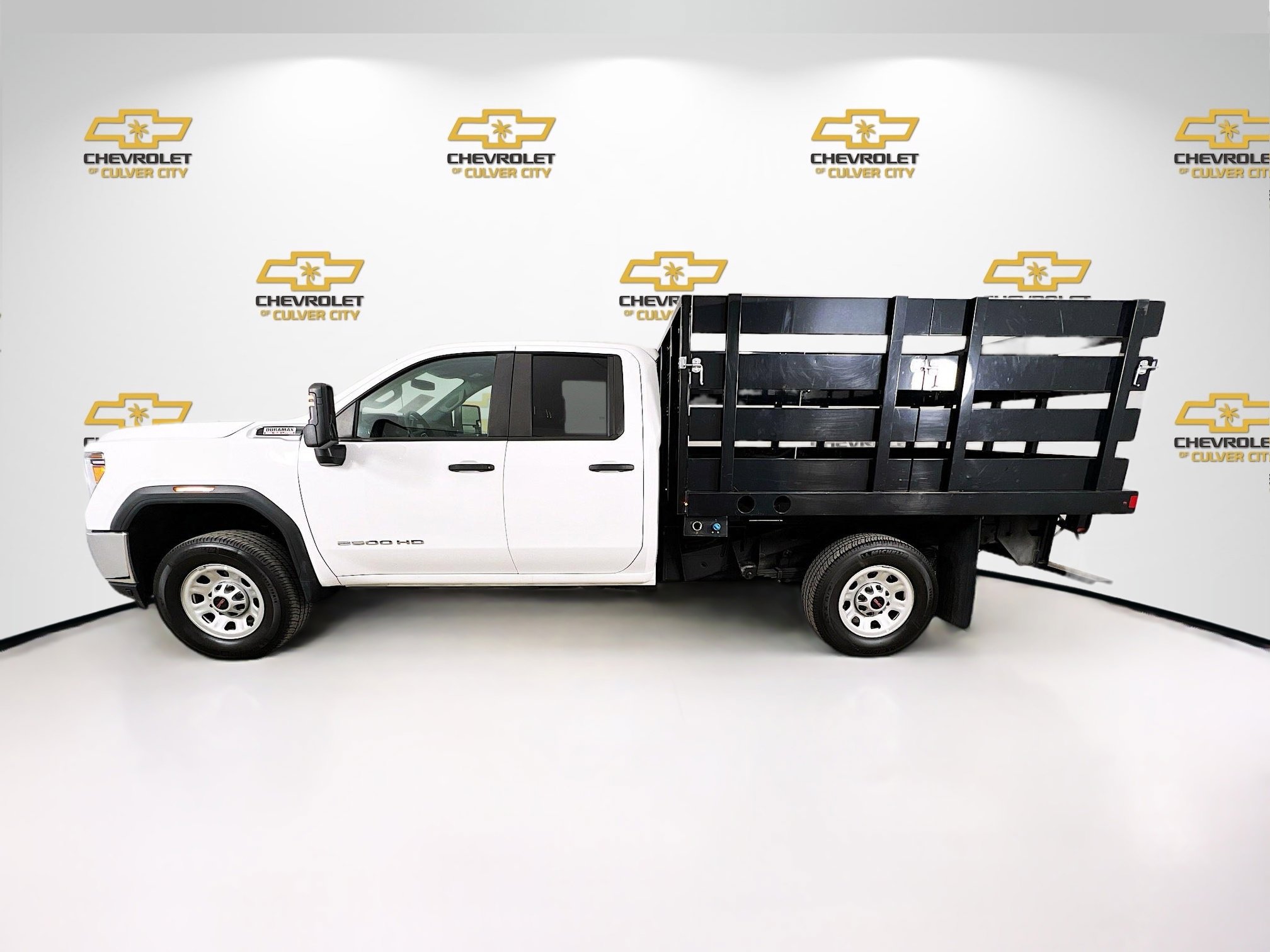 Used 2023 GMC Sierra 2500 Pro w/ Convenience Package AWD/4WD image 4