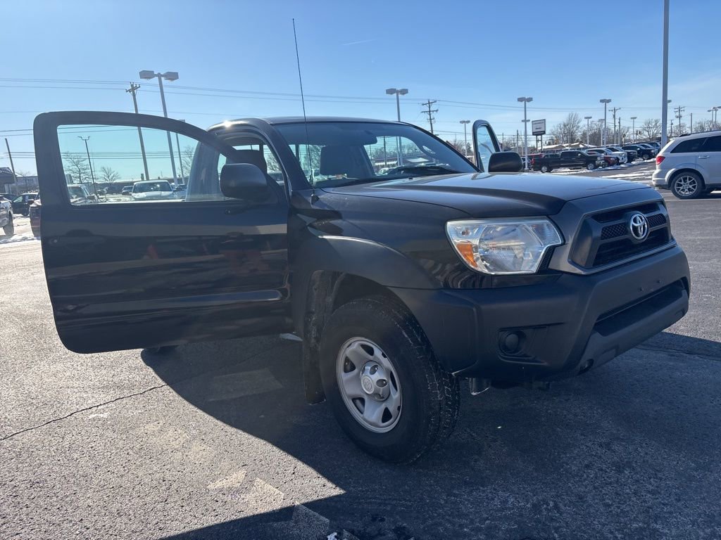 Used 2014 Toyota Tacoma 4x4 Regular Cab image 23