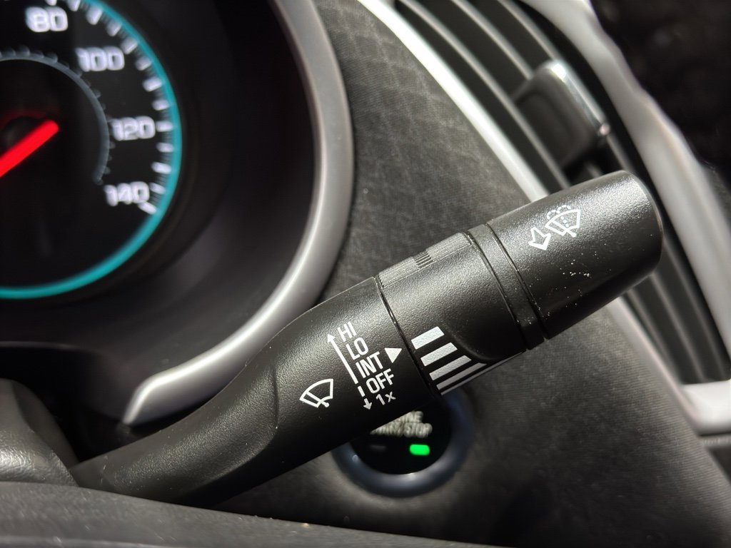 Used 2022 Chevrolet Malibu RS image 23