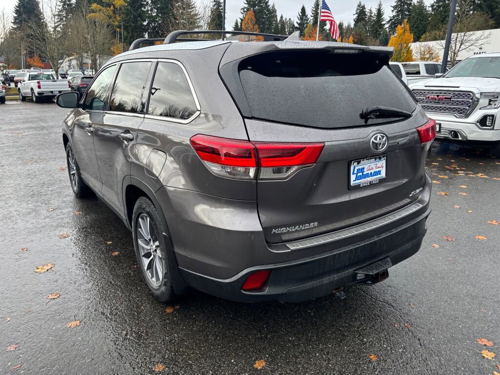 Used 2019 Toyota Highlander XLE image 7