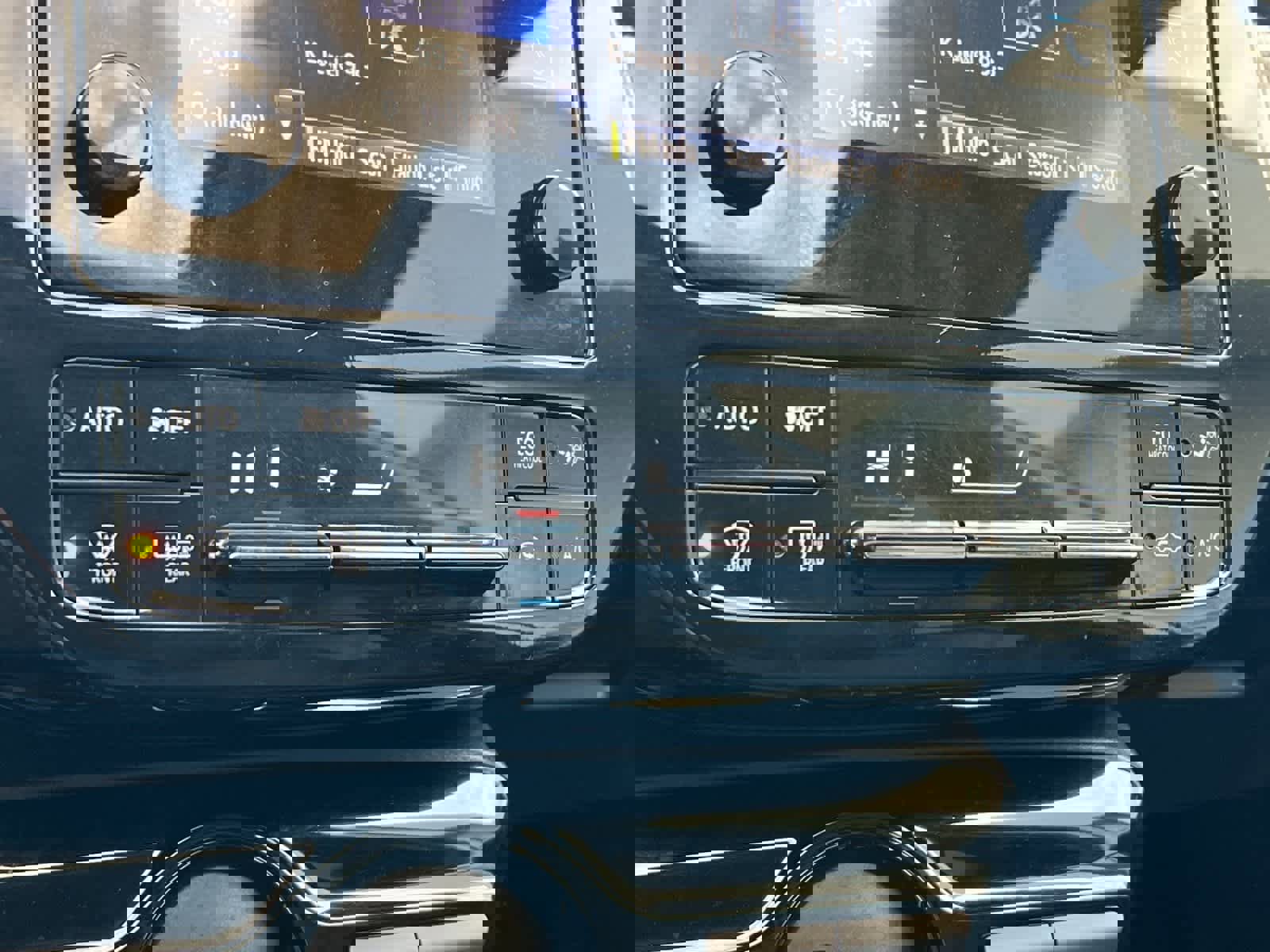 Used 2019 Toyota Prius XLE image 20