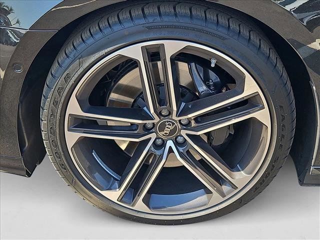 New 2025 Audi A8 L 3.0T image 10