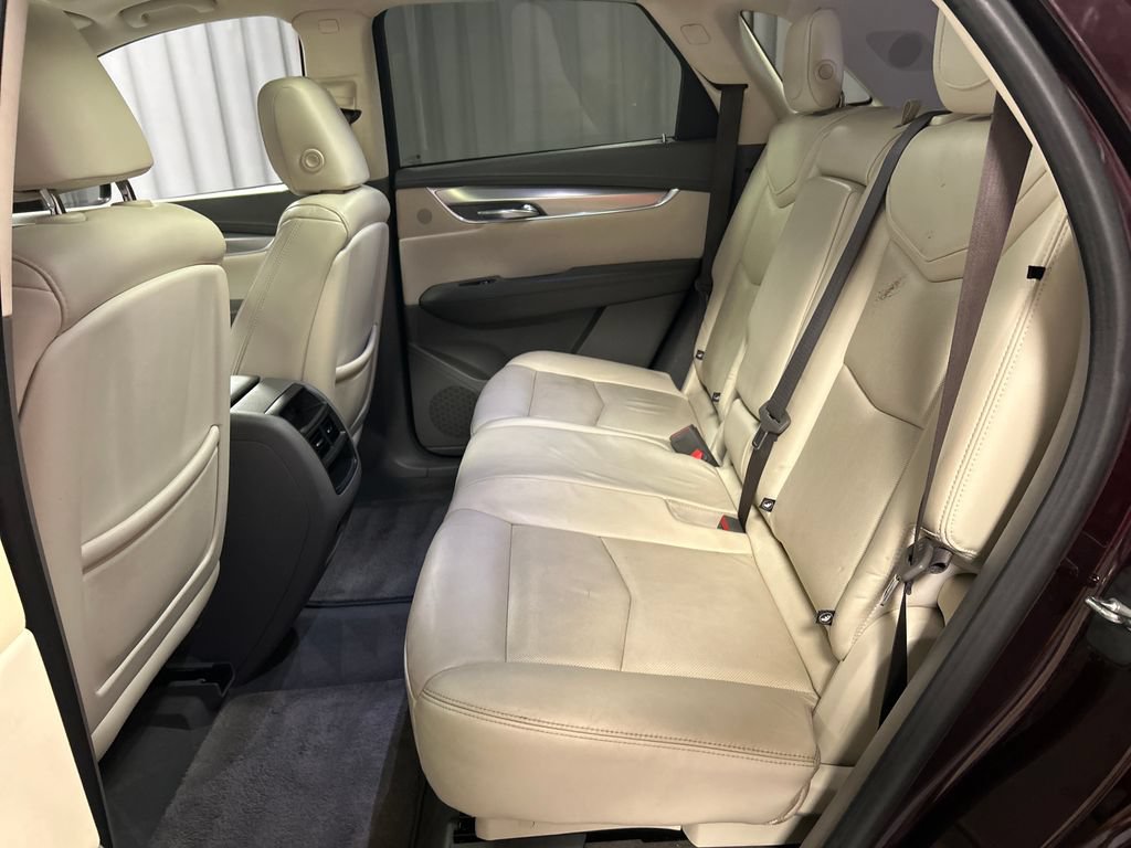 Used 2018 Cadillac XT5 Luxury w/ Driver Awareness Package FWD image 24