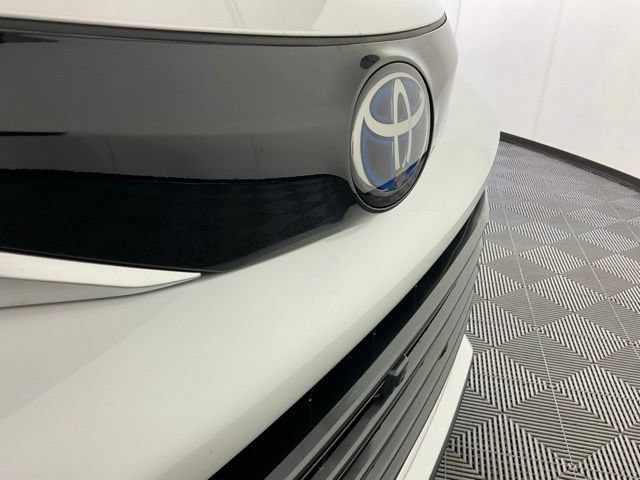 Used 2023 Toyota Sienna Platinum AWD/4WD image 9