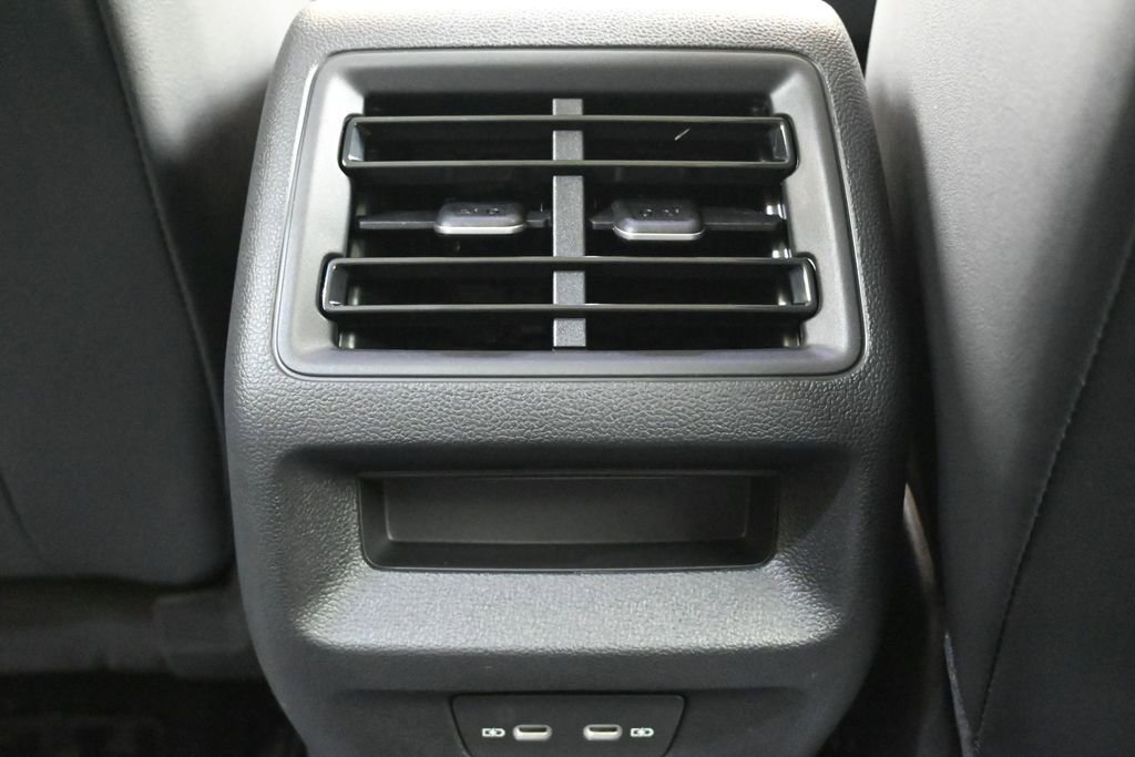 New 2026 Volkswagen Tiguan SE AWD/4WD image 21