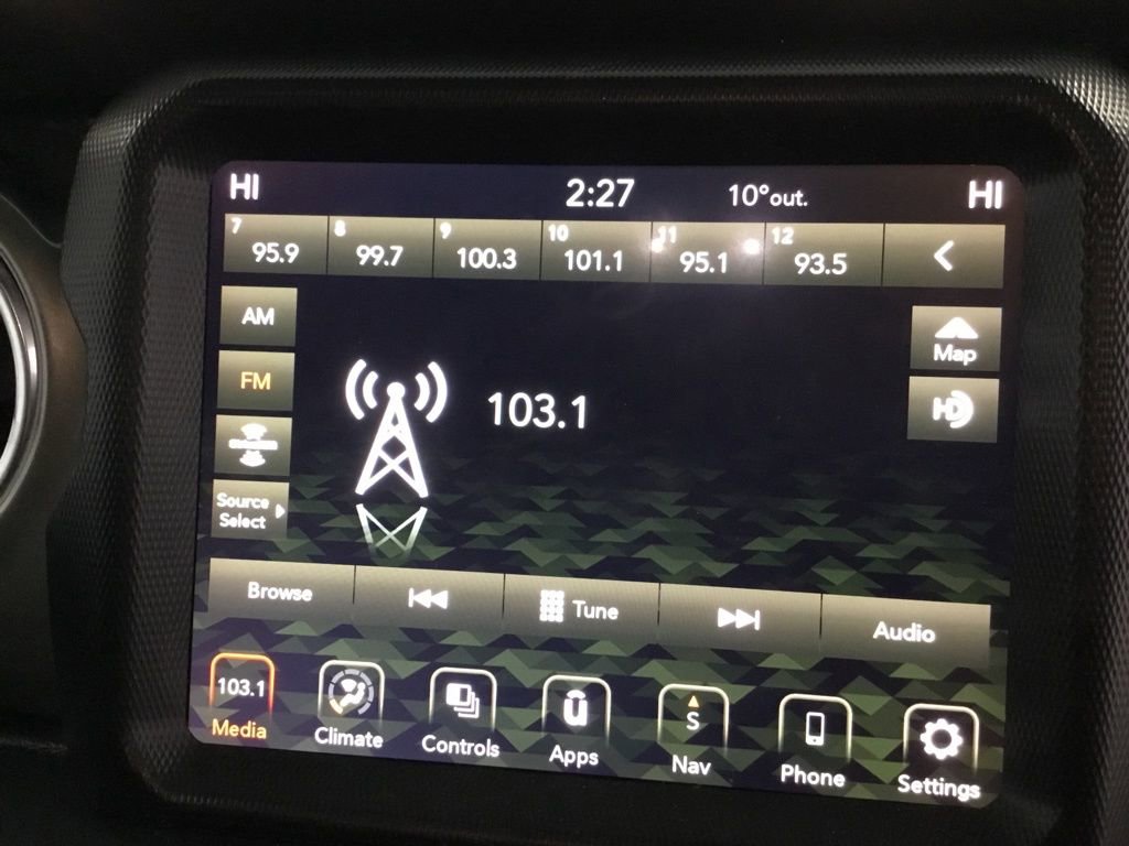 Used 2023 Jeep Wrangler Sahara image 26