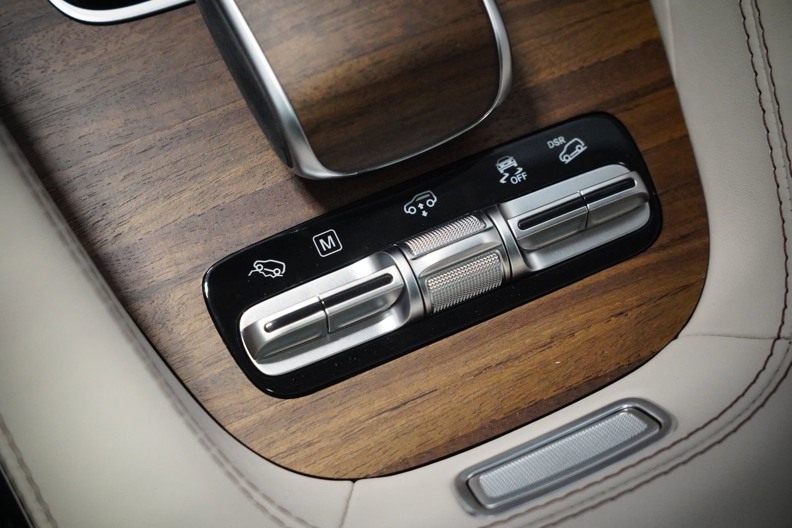 New 2026 Mercedes-Benz Maybach GLS 600 4MATIC image 31
