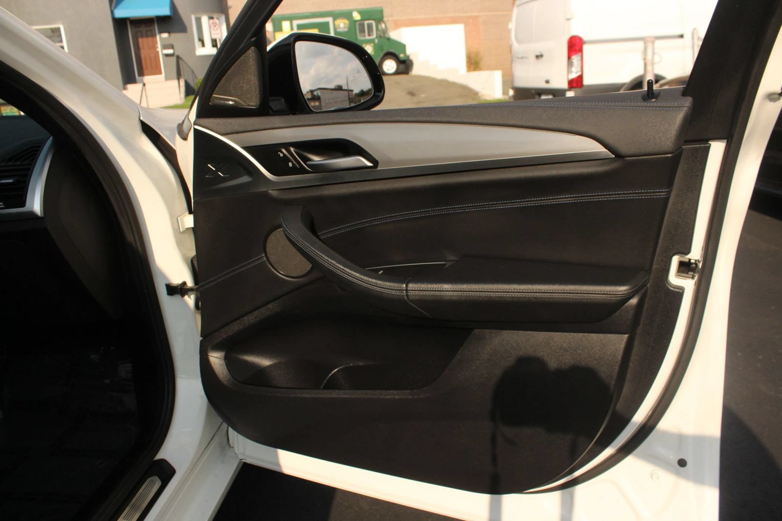 Used 2019 BMW X4 xDrive30i w/ Executive Package AWD/4WD image 21