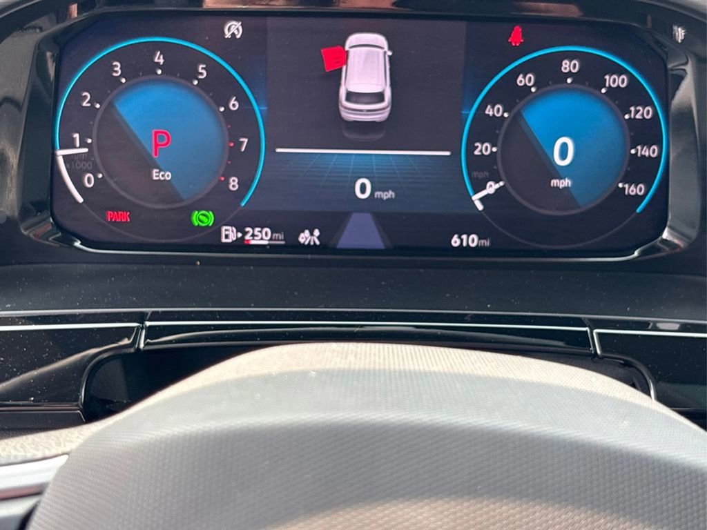 Used 2025 Volkswagen Atlas Cross Sport SE image 24