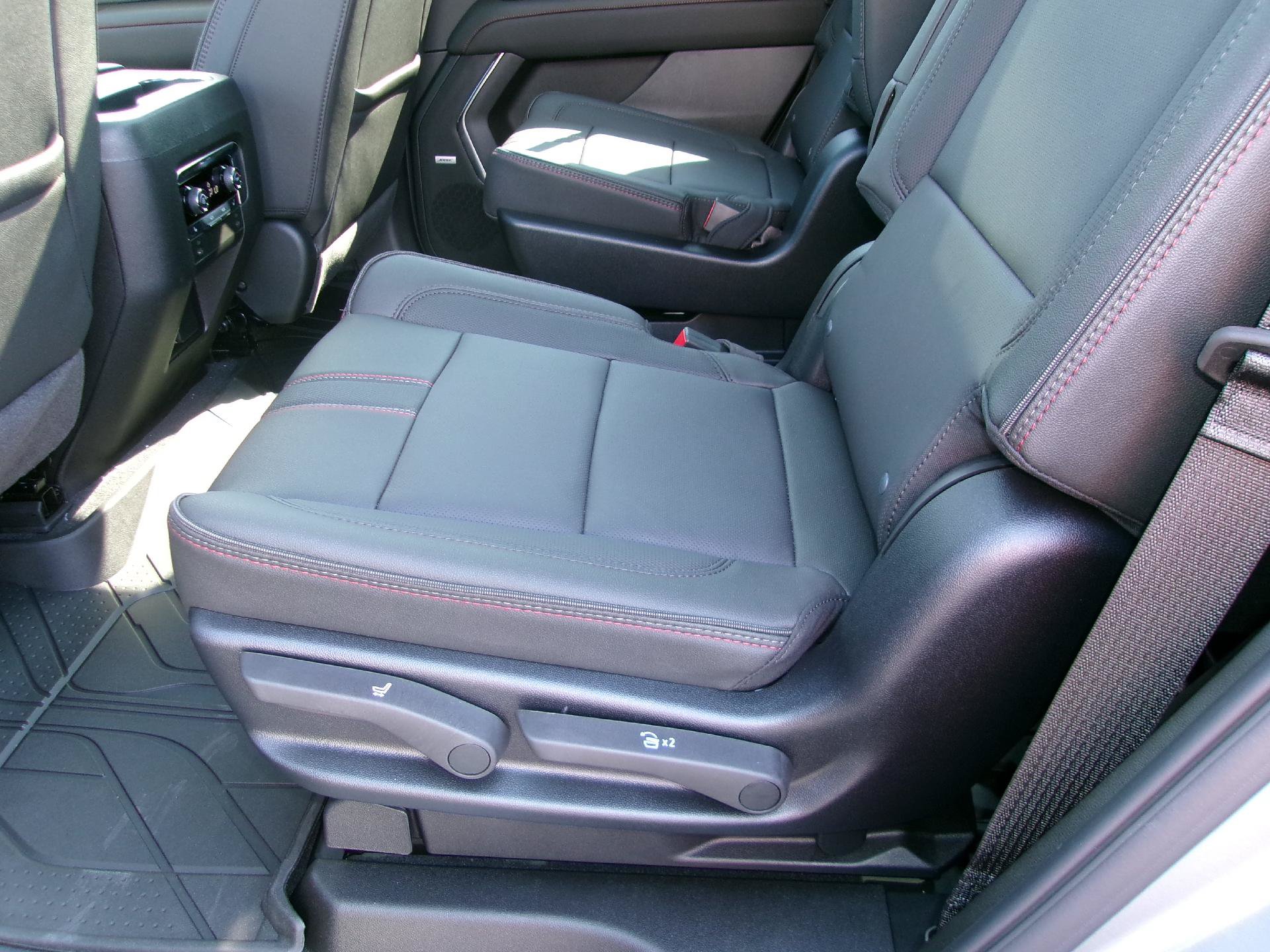 New 2026 Chevrolet Tahoe RST w/ Comfort Package AWD/4WD image 19